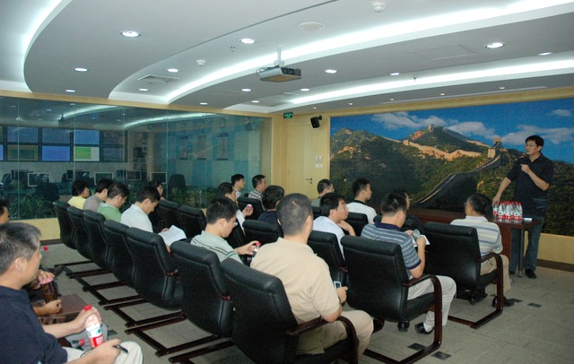 江苏24所高校参观凤凰至尊网络